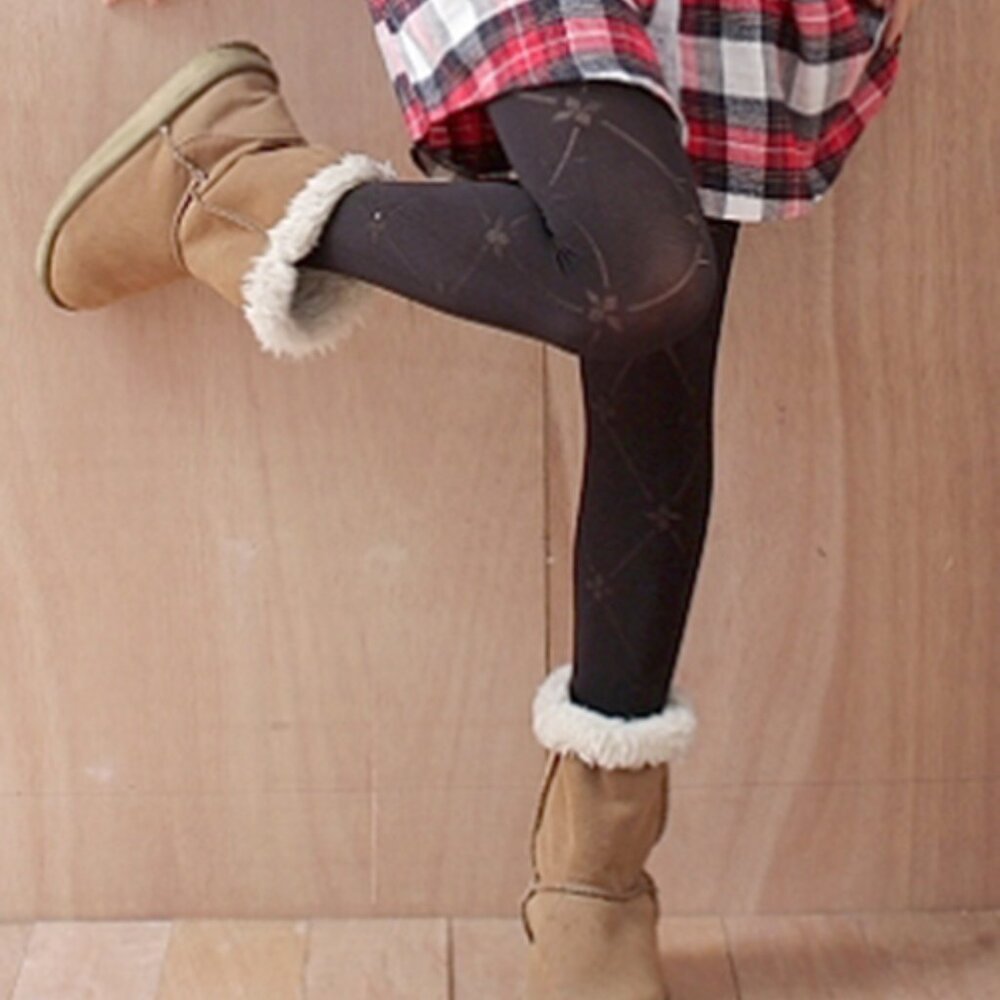 Pantyhose made for petite ladies - NEW! Rectangle pattern in black (thick)